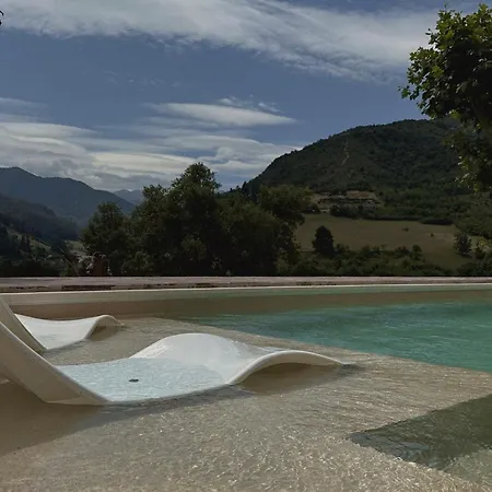 Hotel apartamentowy El Balcon De Potes