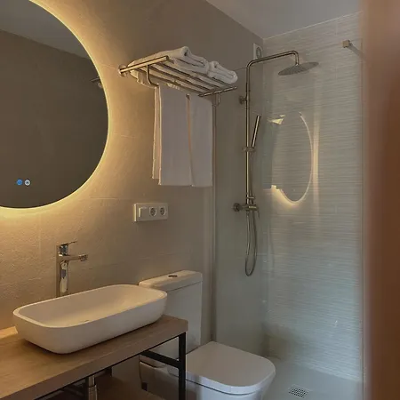 Aparthotel El Balcon De